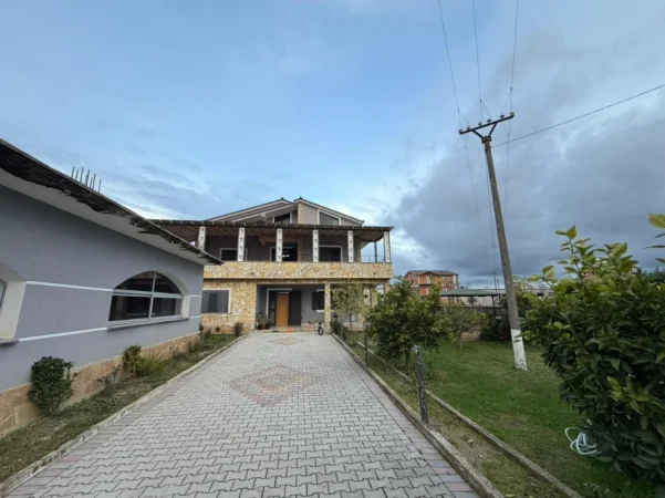 Durres, shitet Vile 3 Katshe Kati 3, 421 m² (Sukth)