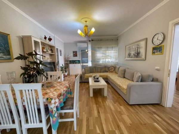 Durres, shitet apartament Kati 7, 78 m² 73.000 Euro (Rruga pavarsia)