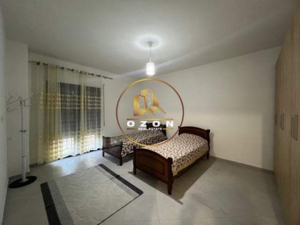 Tirane, jepet me qera apartament 2+1+A+BLK Kati 4, 116 m² 450 Euro (ASTIR)