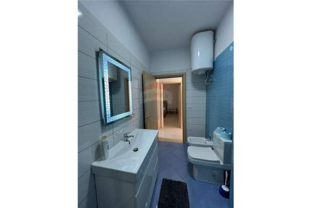 Tirane, jepet me qera apartament 2+1+A+BLK 103 m² 600 Euro