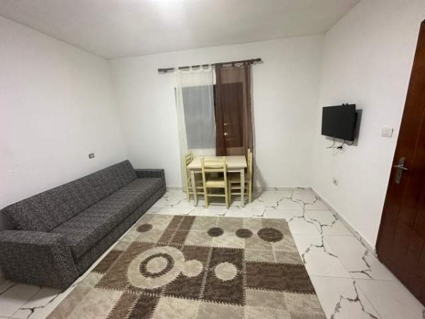 Tirane, jepet me qera Vile 1+1 Kati 0, 70 m² 30.000 Leke (Dino Kalenja)