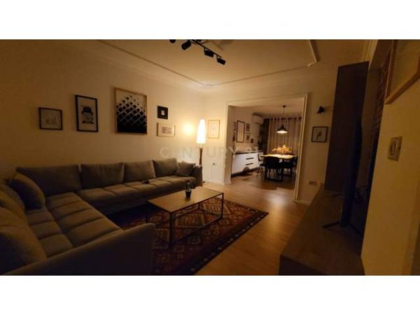 Tirane, jepet me qera apartament 3+1+BLK 60 m² 750 Euro (rruga elbasanit)
