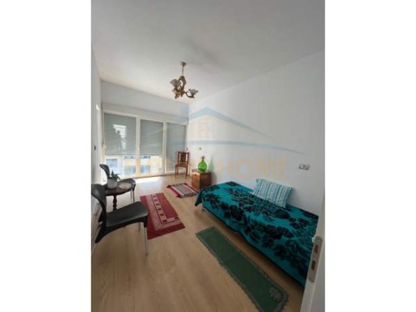 Tirane, jepet me qera apartament Kati 0, 120 m² 400 Euro (Porcelan)