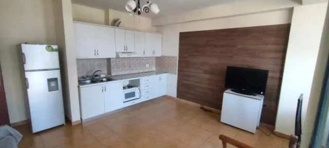 Tirane, jepet me qera apartament 1+1+BLK Kati 6, 70 m² 29.000 Leke (Gjergj Legisi)