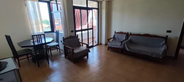 Tirane, jepet me qera apartament 1+1+BLK Kati 6, 70 m² 29.000 Leke (Gjergj Legisi)