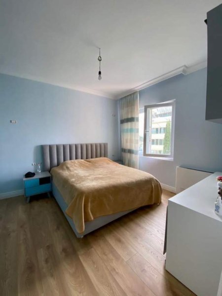 Tirane, jepet me qera apartament duplex 3+1+BLK Kati 2, 143 m² 1.000 Euro (Sauk)