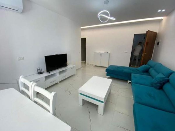 Durres, shitet apartament 2+1 Kati 2, 75 m² 80.000 Euro (..)