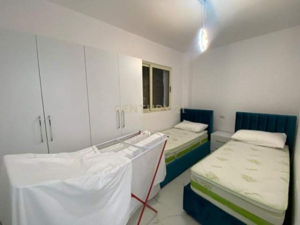 Durres, shitet apartament 2+1 Kati 2, 75 m² 80.000 Euro (..)