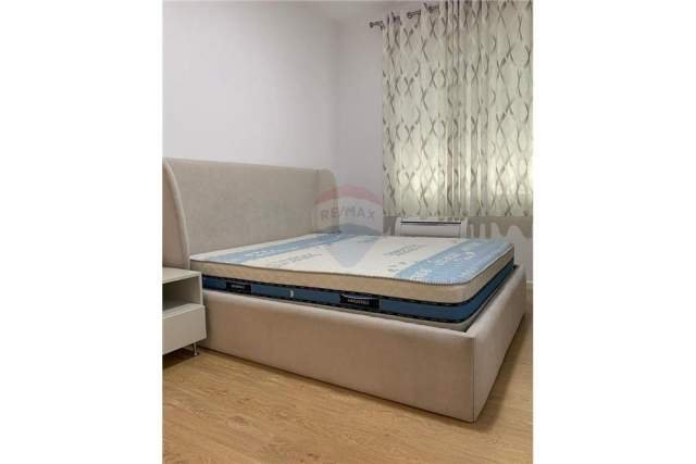Tirane, jepet me qera apartament 2+1+A+BLK 127 m² 800 Euro