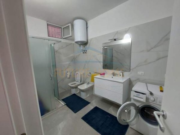 Durres, jepet me qera apartament Kati 2, 110 m² 500 Euro (Qender)