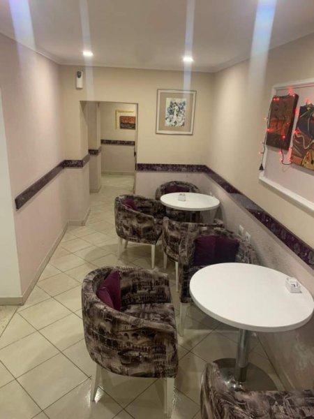 Tirane, jepet me qera lokal Kati 0, 70 m² 700 Euro (Tregu Cam)