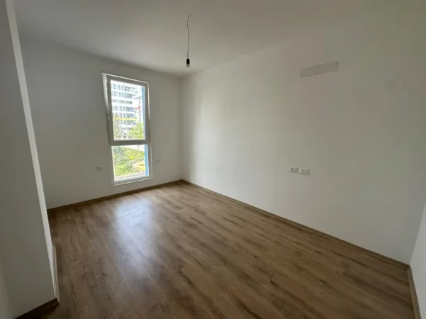 Tirane, jepet me qera apartament 2+1 Kati 1, 110 m² 400 € (QTU)