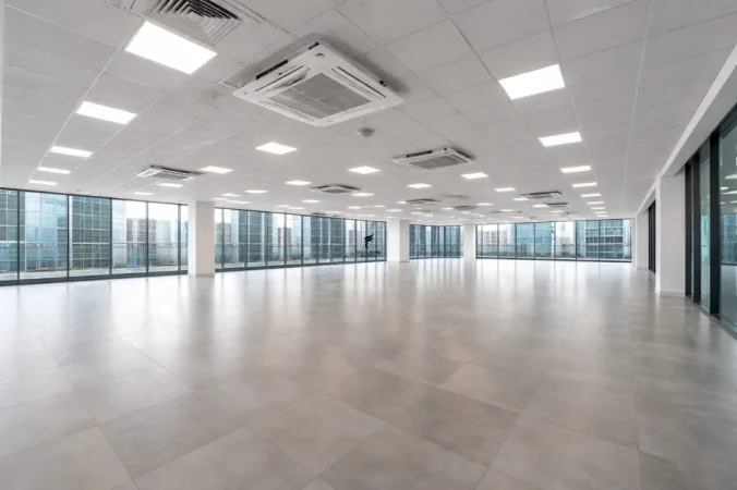 Tirane, jepet me qera zyre Kati 5, 890 m² 9.000 € (LAPRAKE)