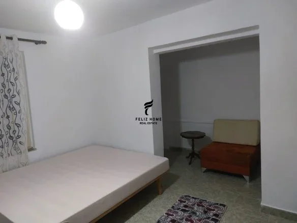Tirane, shitet apartament 1+1 Kati 5, 52 m² 97.000 € (KINOSTUDIO)