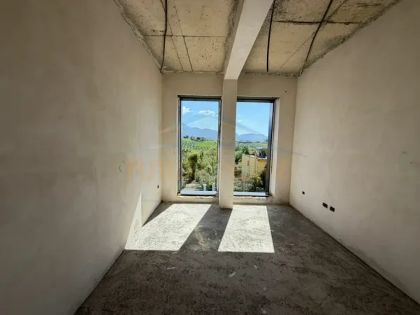 Tirane, shitet apartament+verande | Penthouse 4+1 Kati 3, 180 m² 445.000 € (fark)