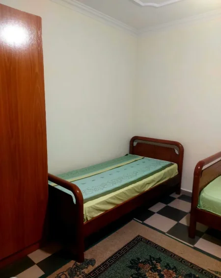 Tirane, jepet me qera garsonier Kati 1, 32 m² 290 € (9-kateshet te Hotel Stela)