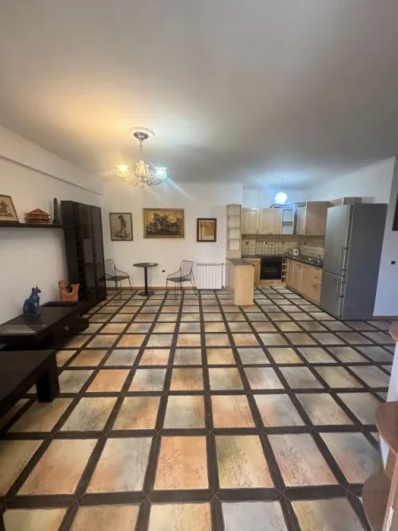 Super Cmim !! Qera apartament 2+1+2, 110 m², jepet dhe per bnb  520 € (Komuna e Parisit te Lulishtja)