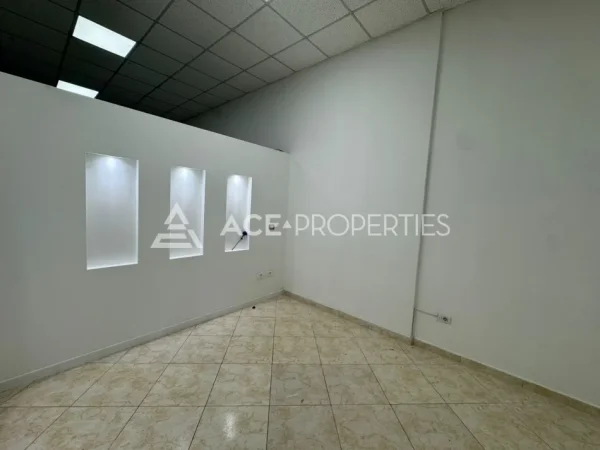 Durres, jepet me qera ambjent biznesi Kati 0, 45 m² 320 € (Vollga, Durres)