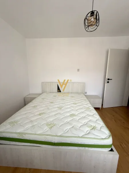 Tirane, jepet me qera apartament 1+1+Ballkon Kati 2, 60 m² 500 € (RRUGA BARDHYL)