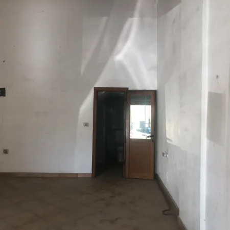 SHITET DYQAN 30 M2 TE PROKURORIA  PALLAT I RI 130.000 €
