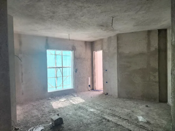 Tirane, shitet apartament 2+1+Aneks+Ballkon Kati 1, 100 m² 