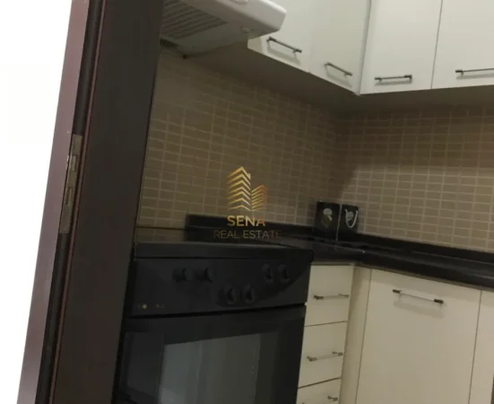 Tirane, shitet apartament 1+1+Ballkon Kati 5, 60 m² 95.000 € (Laprake)
