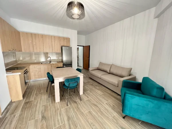 Tirane, jepet me qera 2+1 ,🛣️ Rruga e "Dibres" ✨