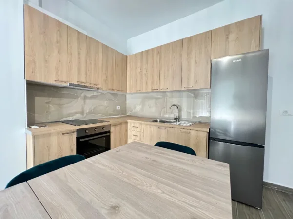 Tirane, jepet me qera 2+1 ,🛣️ Rruga e "Dibres" ✨