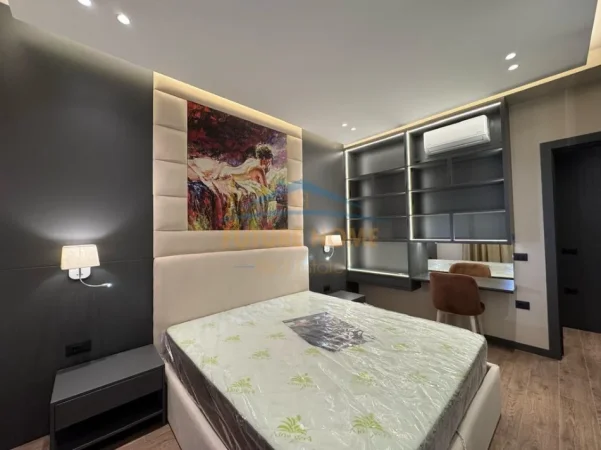 Tirane, jepet me qera apartament 1+1+Ballkon Kati 7, 78 m² 1.000 € (Delijorgji)