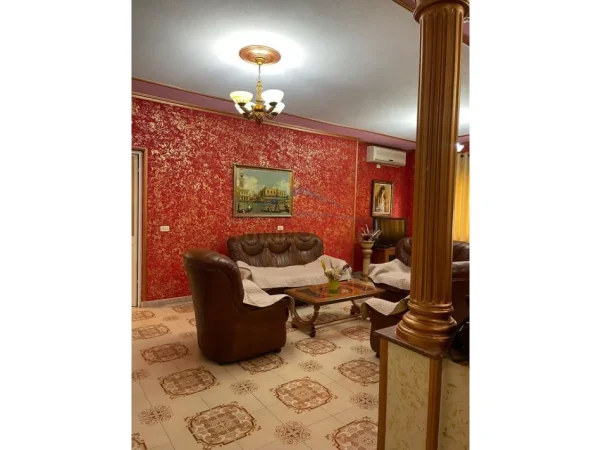 shitet apartament 2+1+Ballkon Kati 3, 132 m² 265.000 € (BULEVARDI GJERGJ FISHTA)