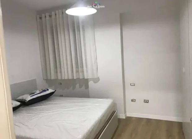 Tirane, jepet me qera apartament 1+1 Kati 2, 73 m² 720 € (Rruga Him Kolli)