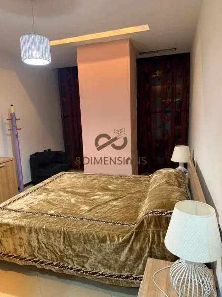 Tirane, jepet me qera apartament 2+1+Ballkon Kati 2, 125 m² 1.100 € (bllok)