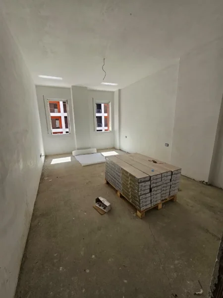 Tirane, shitet apartament 1+1 , 83 m² 100.140 € (PASKUQAN)