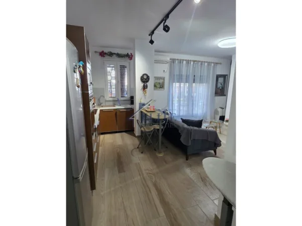 Golem, shitet apartament 1+1+Ballkon Kati 2, 98 m² 196.000 € (Golem)