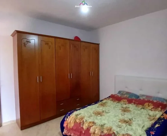 Tirane, jepet me qera Vile 2+1 Kati 1, 100 m² 520 € (kamez)