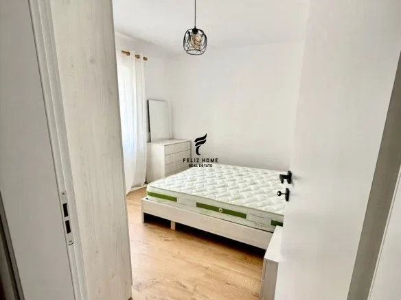 Tirane, jepet me qera apartament 1+1 Kati 2, 70 m² 500 € (RRUGA BARDHYL)