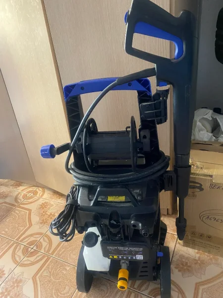 Shqiperi, shes Lavazh 130 €