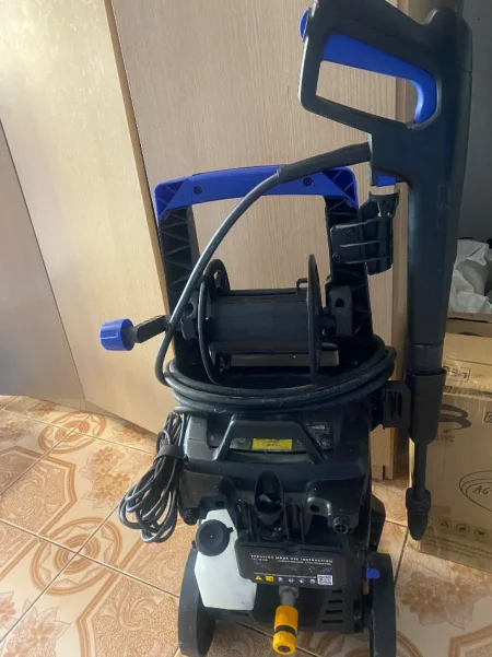 Shqiperi, shes Lavazh 130 €