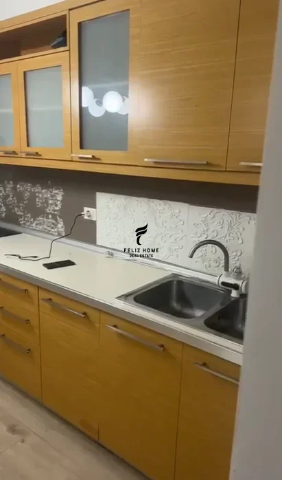 Tirane, jepet me qera apartament 2+1 Kati 5, 110 m² 500 € (ASTIR)