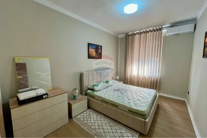 Tirane, jepet me qera 2+1 , 63 m² 550 € (Rruga Brigada VIII)