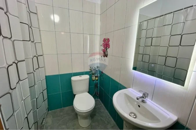 Tirane, jepet me qera 2+1 , 63 m² 550 € (Rruga Brigada VIII)