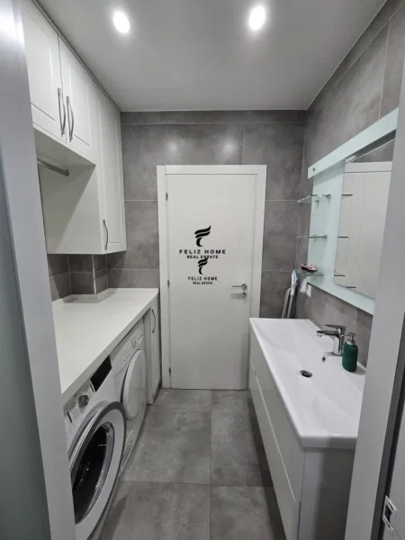 Tirane, shitet apartament 2+1 Kati 3, 91 m² 350.000 € (BLL)