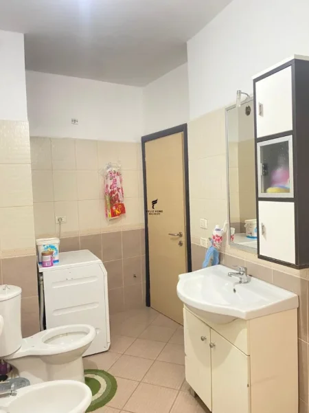 Tirane, shitet apartament 2+1 Kati 4, 157 m² 190.000 € (ASTIR)