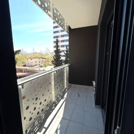 Tirane, shitet apartament 1+1+Ballkon Kati 3, 71 m² (Corner Residence) Rruga e Kavajes