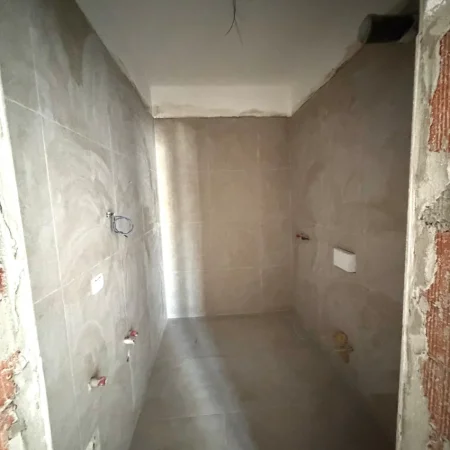 Tirane, shitet apartament 1+1+Ballkon Kati 3, 71 m² (Corner Residence) Rruga e Kavajes