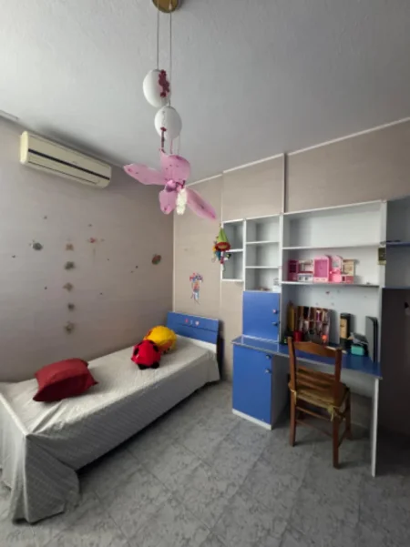 Tirane, jepet me qera apartament 2+1 Kati 8, 100 m² 550 € (Materniteti i Ri tek Brryli)