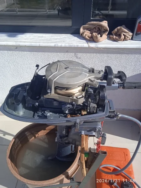 Tirane, shes gomone Gomone Bluecraft 2.9 Meter+Motorr Yamaha 4Hp 2 kohesh+Set , 1499 €