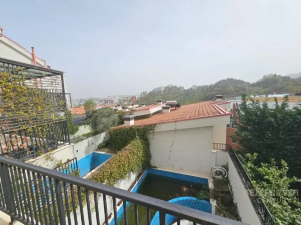Tirane, shitet Vile Kati 0, 393 m² 800.000 € (kodra e diellit)
