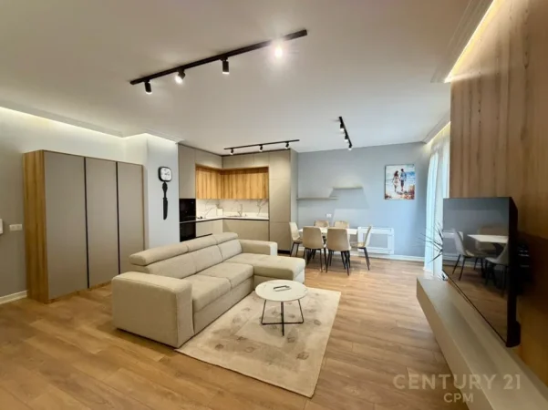 Tirane, jepet me qera apartament 1+1 Kati 1, 78 m² 700 € (don bosko)