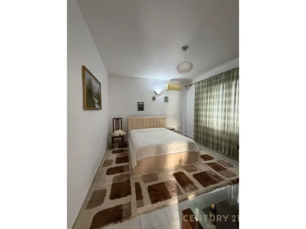 Tirane, shitet Vile 3 Katshe Kati 3, 286 m² 390.000 € (selite)